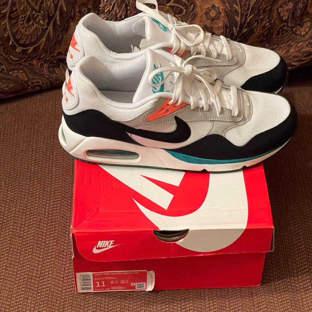 100% Auth Nike Air Max Correlate Sneakers
